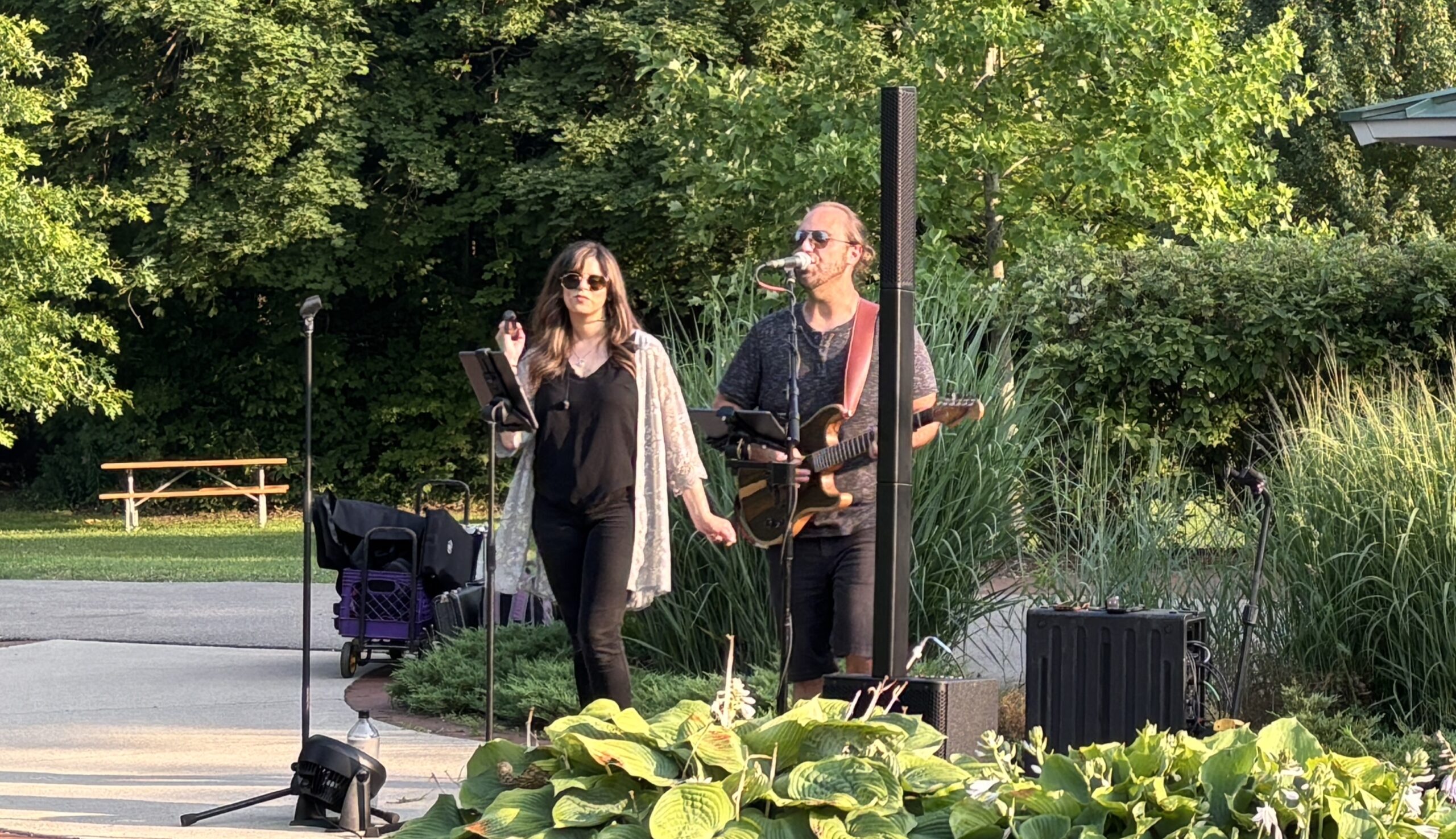 Music on Mondays: Nic & Kay Acoustic