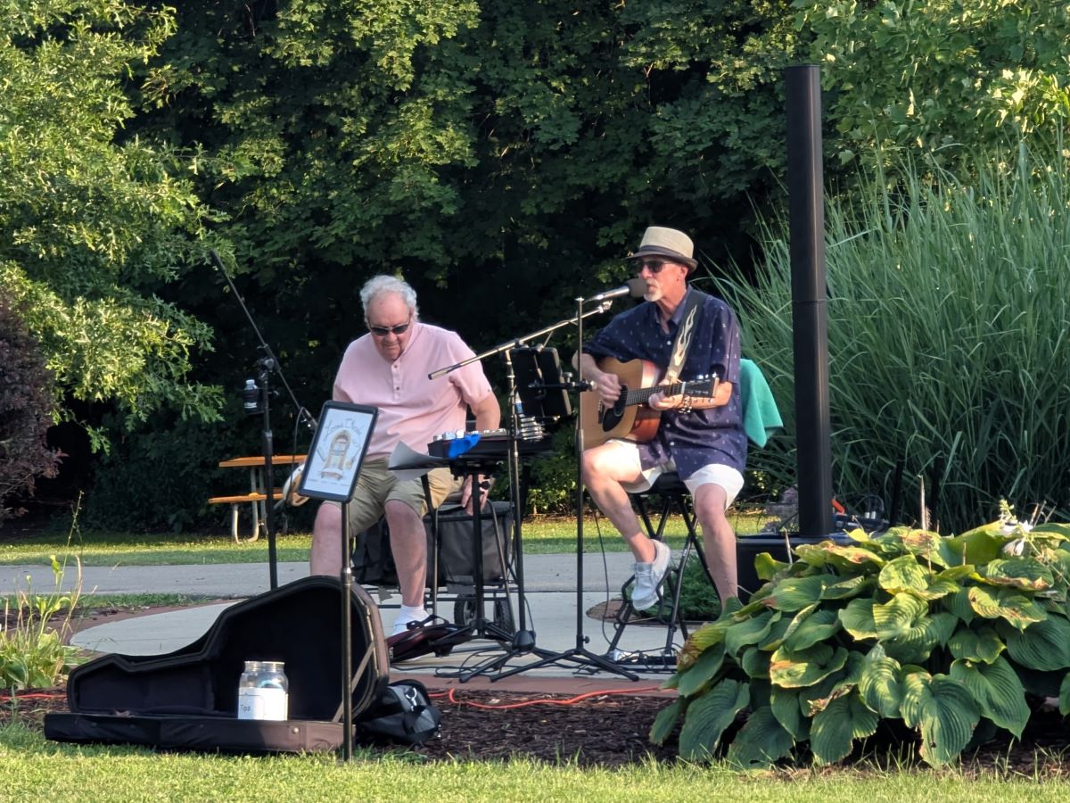 Music on Mondays: The Loose Chords