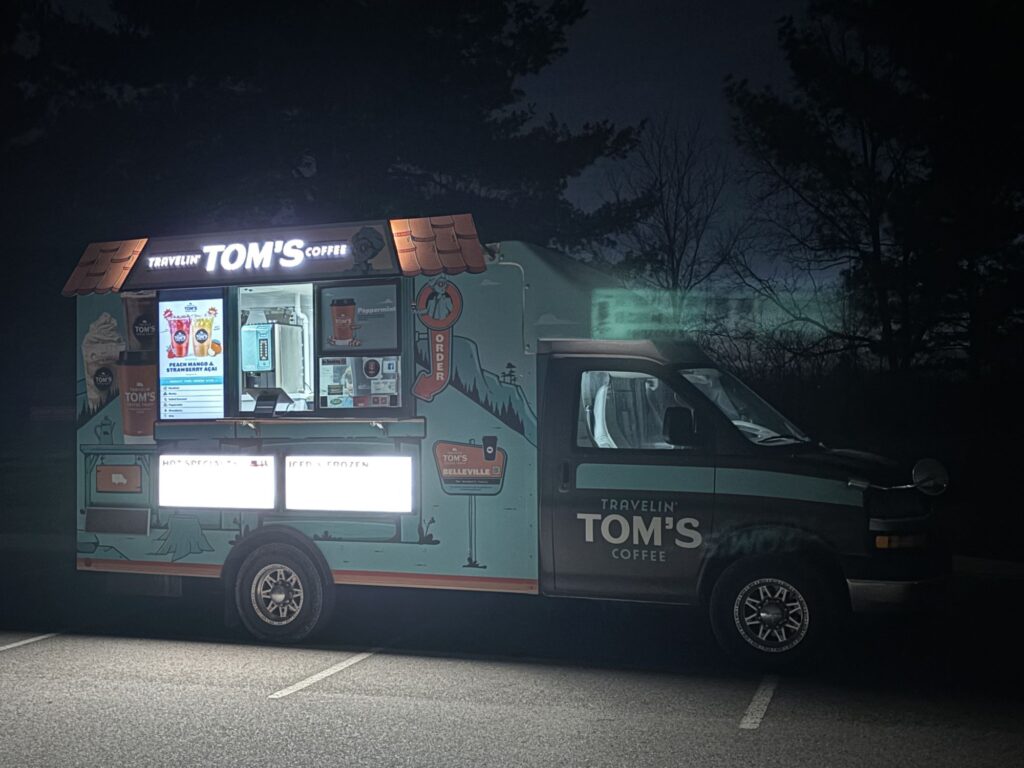Maybury Star-Gazing event, Travelin' Tom's beverage truck